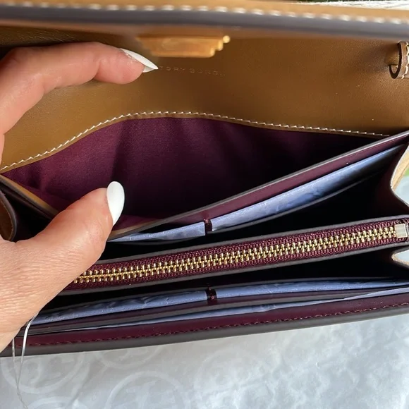 New, T monogram jacquard chain wallet - Picture 12 of 17